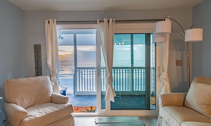 Indian Rocks Beach Condo | Oceanfront Beach Condo at Indian Rocks: Guest Rated 9.6