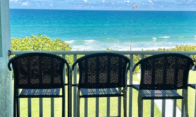 New Melbourne Beach Condo | Ocean Front: 10/10 Rated with Ocean Views & Breakfast