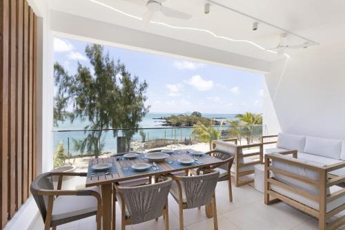 Grand Gaube Apartment | Ocean Grand Gaube: Guest Rated 9.6 with Oceanfront Views