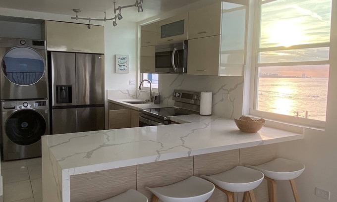 Isla Verde Apartment | Ocean View Retreat: Beachfront Bliss with Top Amenities