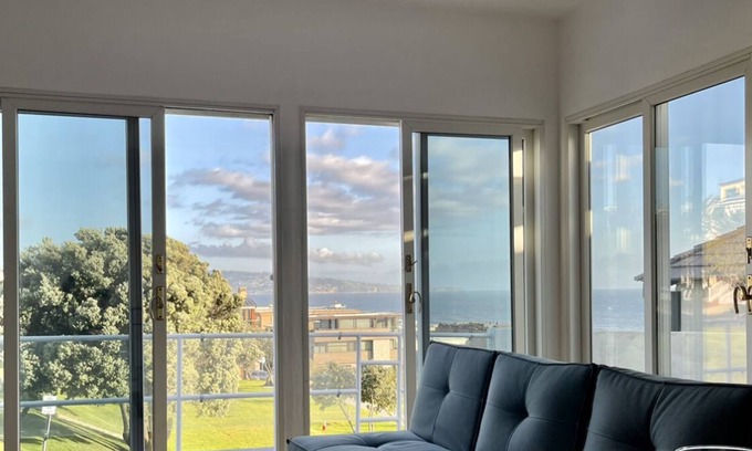 Sand Section House | Ocean House: Scenic Views & Private Patio for Families
