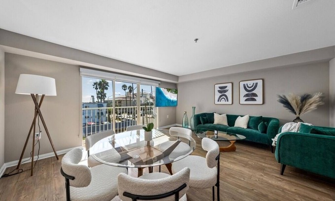 Ocean Park Apartment | Ocean Jasper - Ocean View Rooftop Pool Private Access 2BR Santa Monica