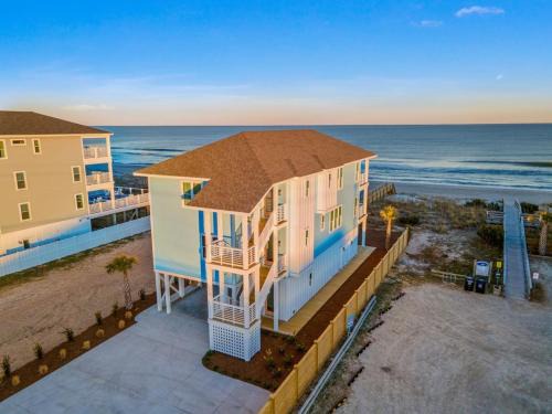 Wilmington Beach House | Discover Ocean Oasis 2: A Premier 4-Star Retreat