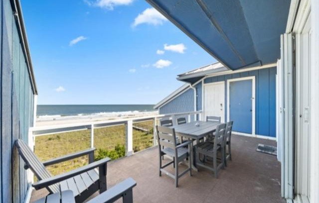 North Carolina Coast House | Relaxing Ocean Vibes Home with Hot Tub & Beachfront Views