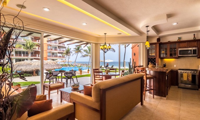 San Pedro Mixtepec Resort | Ocean View 2 Bedroom Residence with Pool Near the Beach