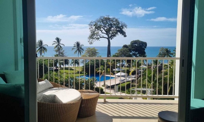 Rio Hato Condo | Oceanfront Bliss: 3bd Retreat with Pools & Beach Access