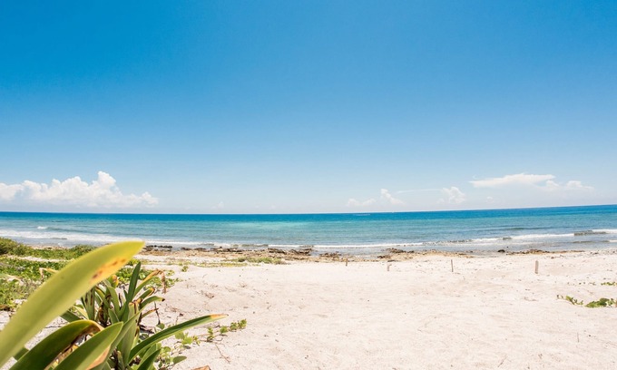 Tulsayab Villa | Ocean View 6 BB Villa in Tulum - Sleeps 17, Guest Rated 9.8