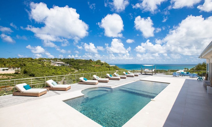 Les Terres Basses Villa | Ocean View Villa with 7 En-Suite Bedrooms & Pool