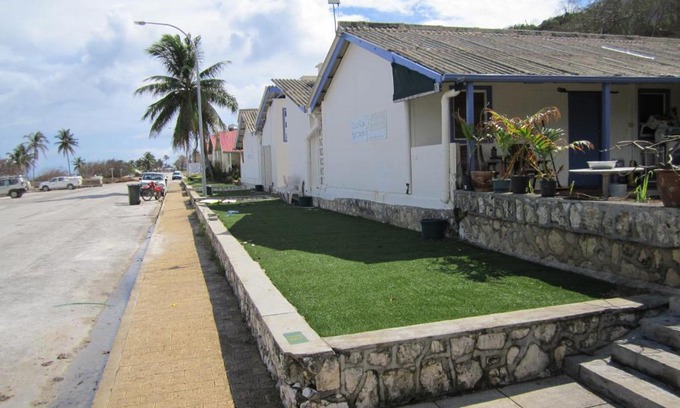 The Settlement Apartment | Cozy Ocean View Apartments - Family-Friendly Retreat