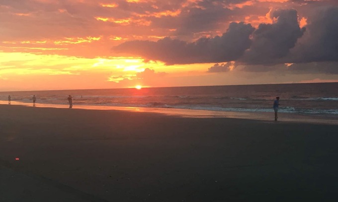 Myrtle Beach Condo | Ocean View Condo with Spa & Pool on the Golden Mile