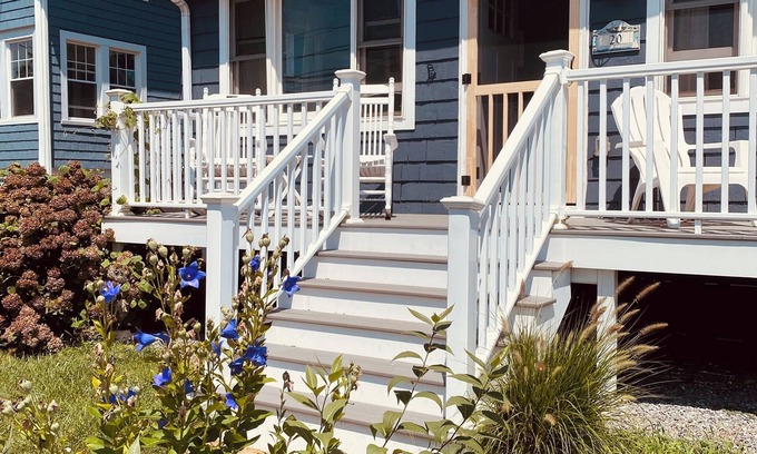 Pine Orchard House | Ocean View Cottage in Indian Neck - 9.8 Rated Getaway