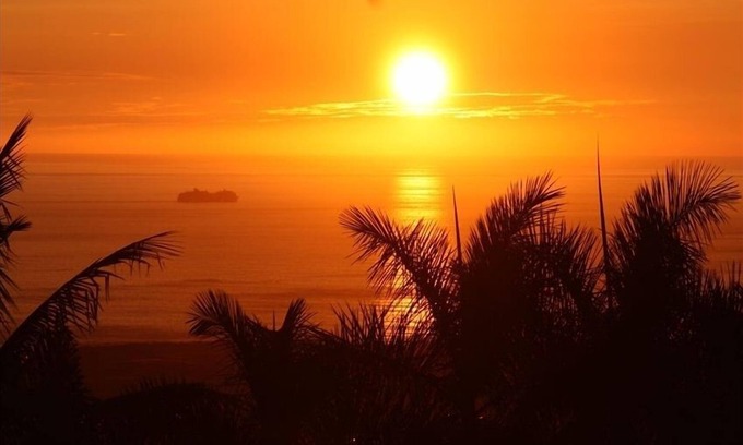 Kona Palisades House | Ocean View Kona Hideaway with Pool and Review Score 10/10