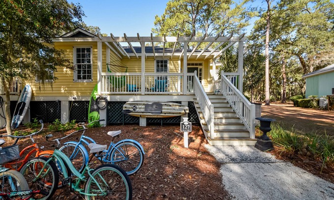 Melrose on the Beach House | Oceanfront Paradise: Pet-Friendly Stay with Top Amenities