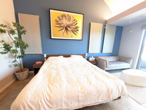 Shimoda House | Ocean View Beach House: Family-Friendly Stay with BBQ Fun
