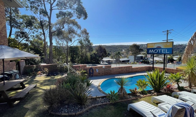 Merimbula Hotel | Cozy Ocean View Motor Inn with Pool and Breakfast Included