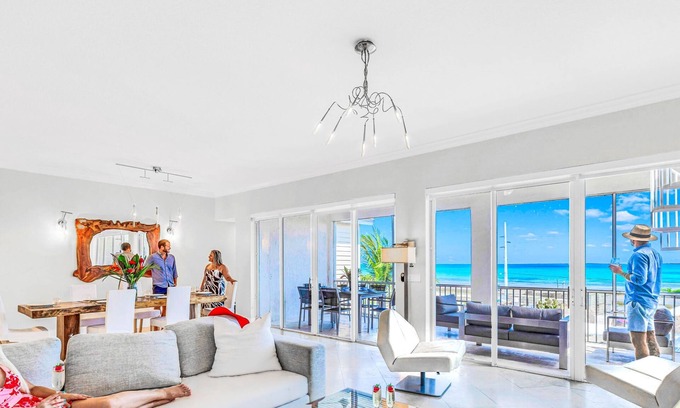 Lower Matecumbe Key Apartment | Ocean View Penthouse | Retreat amenities: tennis court, heated Pool | Vista Key Two