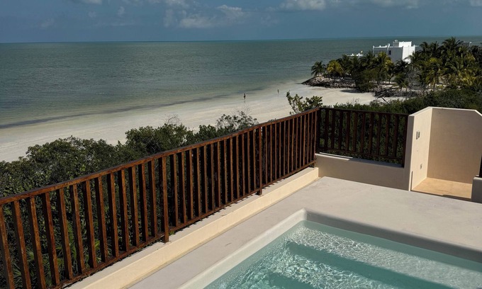 Isla Holbox Apartment | Ocean View Penthouse with Rooftop & Plunge Pool - B301