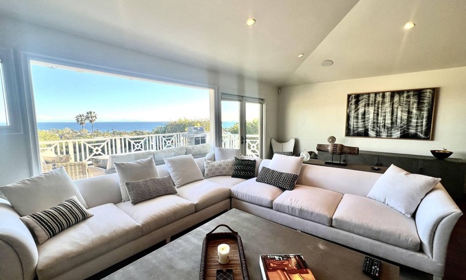 Pacific Palisades House | Scenic Ocean View Retreat in Pacific Palisades
