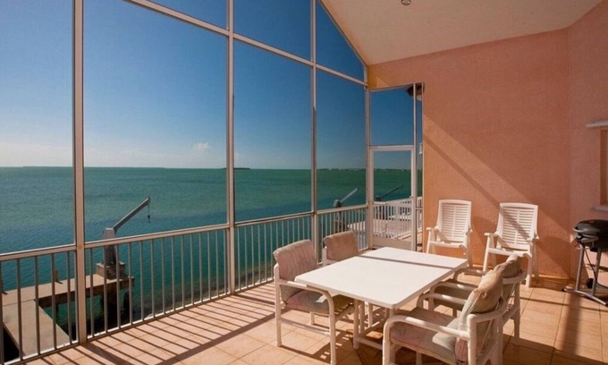 Summerland Key House | Pet-Friendly Ocean View Retreat on Summerland Key