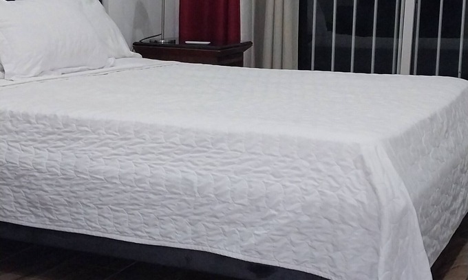 San Geronimo House | Ocean View Studio: Guest Rated 10/10 with Spa Amenities