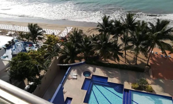 Tonsupa Apartment | Cozy Ocean View Suite at Resort Playa Azul, Tonsupa