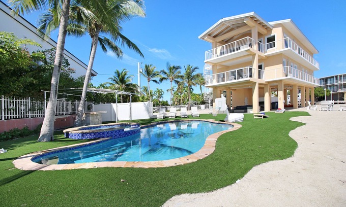 Key Largo House | Ocean View Retreat: Pool, Spa & 10/10 Guest Rating