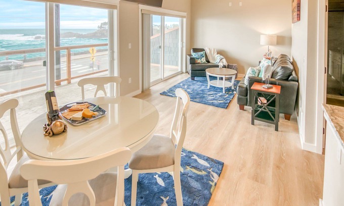 Depoe Bay Condo | Pet-Friendly Oceanfront Retreat with Whale Watching in Depoe Bay