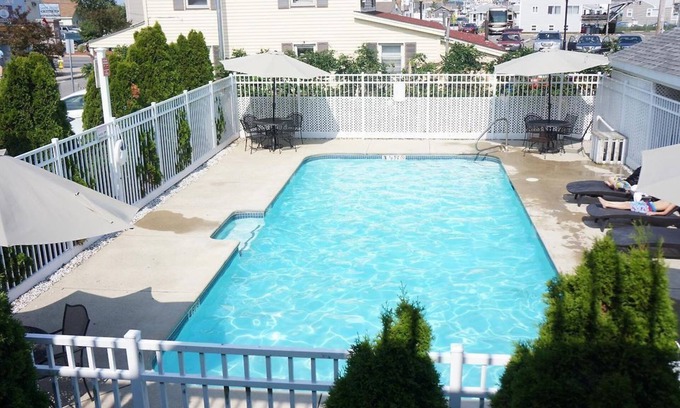 Hampton Apartment | Oceanfront Retreat with Pool and Scenic Views