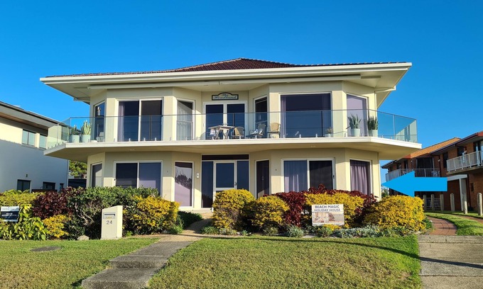Woolgoolga Apartment | Inviting Ocean Views at Beach Magic - Guest Rated 9.8/10