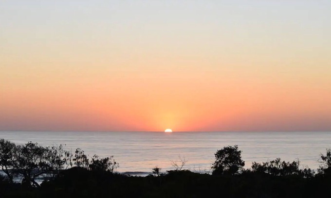 Marcoola Resort | Ocean Views Escape - Beach, Pool, Wifi, Parking