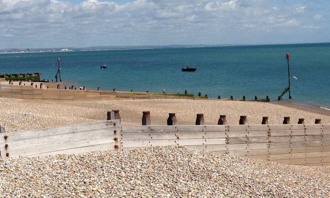 Selsey House | Ocean Views: Relax on the Roof Terrace & Enjoy Game Nights