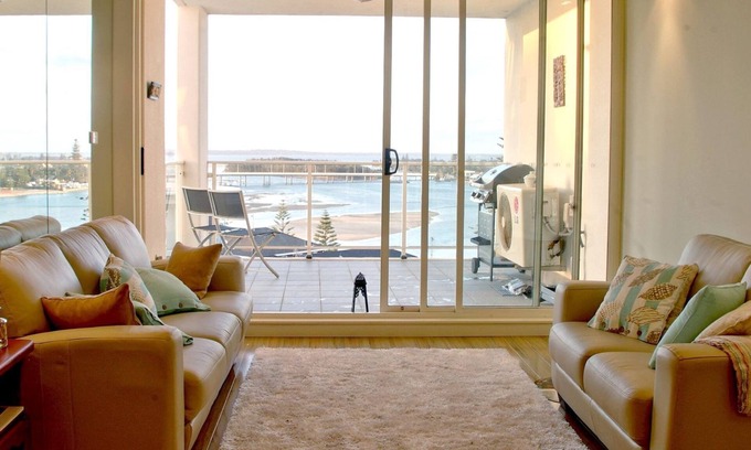 The Entrance Apartment | Oceanfront Retreat with Pool and Spa at SUNDRIFT Unit 26
