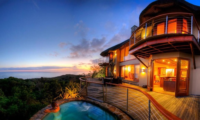 Seafield Cabin | Escape to Oceana Beach and Wildlife Reserve: 5-Star Retreat