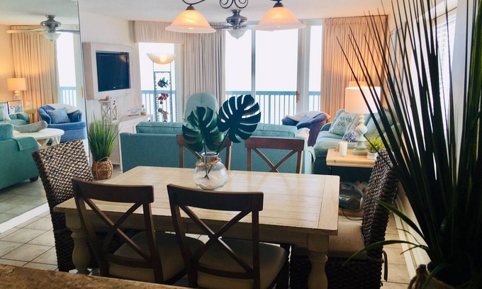 Ocean Drive Condo | Oceanfront Retreat with Breathtaking Coastline Views