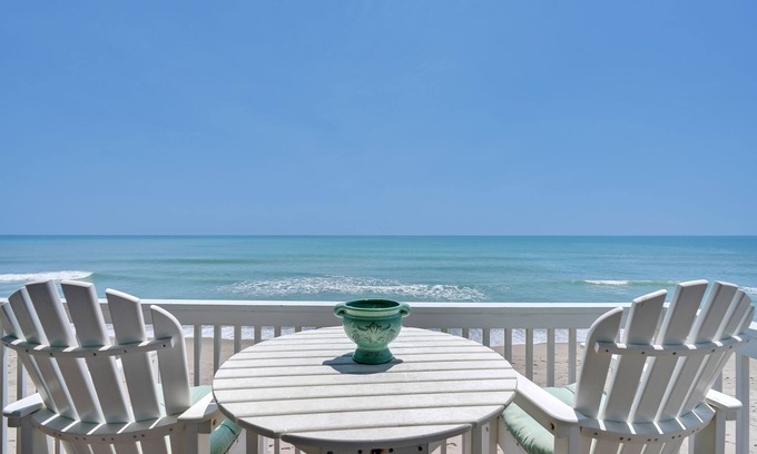 Kure Beach Condo | Oceanfront 2-Story Retreat with Pools and Hot Tub