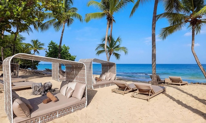 Morne Rouge House | Oceanfront 3BR Suite with Pool Near Parc a Beouf Beach
