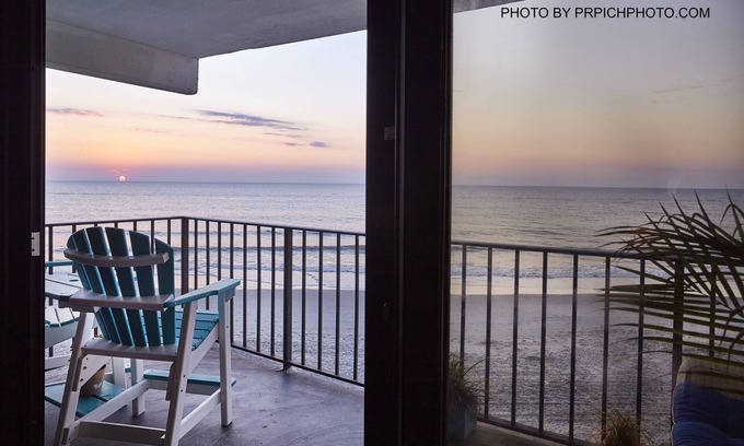 Garden City Condo | Oceanfront 3rd Floor Condo with Pool & Spa Awaits You