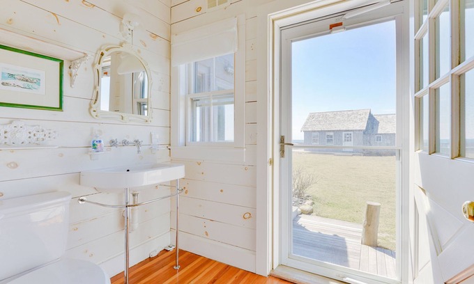 Nantucket House | Oceanfront Retreat: 4BR Home with Hot Tub & Scenic Views