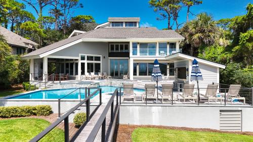 Oceanside House | Discover 23 Red Cardinal Oceanfront with Pool & Hot Tub