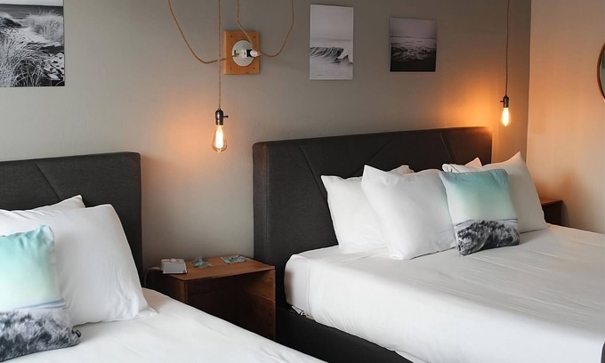 Long Beach Hotel | Oceanfront Retreat with Indoor Pool, Pet-Friendly & Free Parking