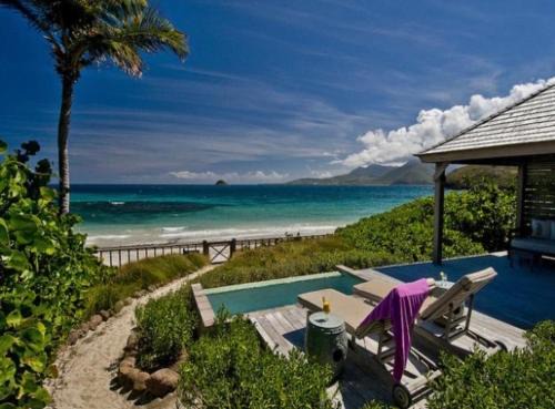 Frigate Bay Villa | Oceanfront Beach House - RATE SPECIAL- Valentines on BEACH w Club Access Tennis King Bed