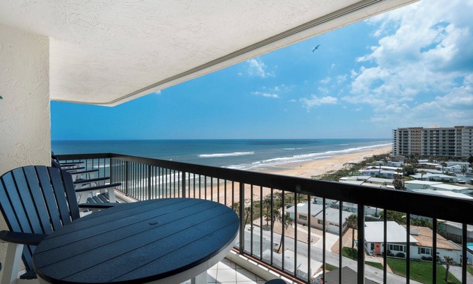Ormond-by-the-Sea Condo | Beachfront Retreat: Pool, Clubhouse & Ocean Access Awaits