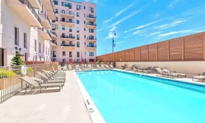 Long Beach Condo | Oceanfront Condo: Perfect Getaway with Pool & Spa Access
