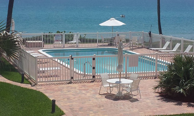 Gulf Stream Condo | Oceanfront Condominium with Pool and Spa in Delray Beach