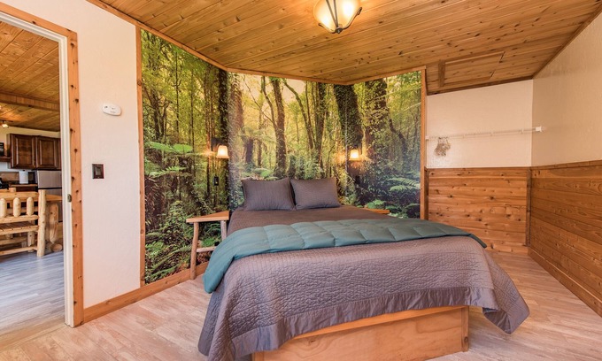 Sekiu Cottage | OceanFront Cottage: Explore Beaches & Olympic Park Awaits