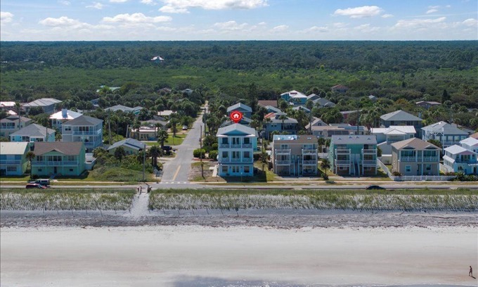 Flagler Beach Apartment | Oceanfront Flagler Condo | Steps to Dining & Pier