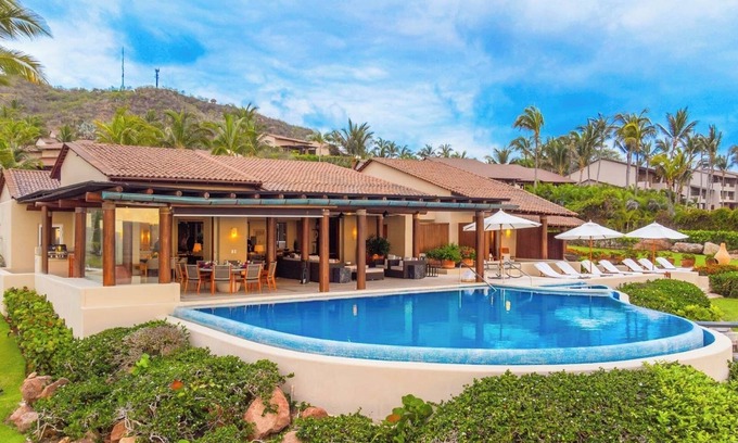 Punta de Mita Villa | Oceanfront Four Seasons Private Villa in Punta Mita