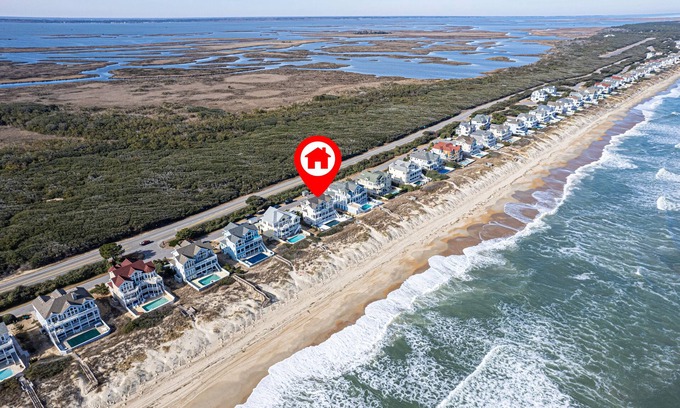 Corolla House | Seaside Retreat: Beachfront Bliss with Pool & Hot Tub