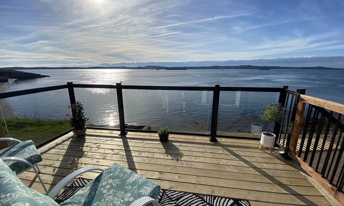 Wilsons Beach House | Oceanfront Home at Wilson’s Beach with Top Ratings & Amenities