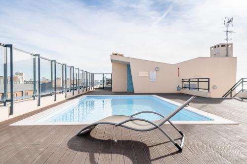 Olhao Apartment | Oceanfront Escape with Breathtaking Sea Views & Pool